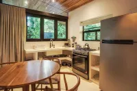 Modern villa North Santa Teresa walk to the beach