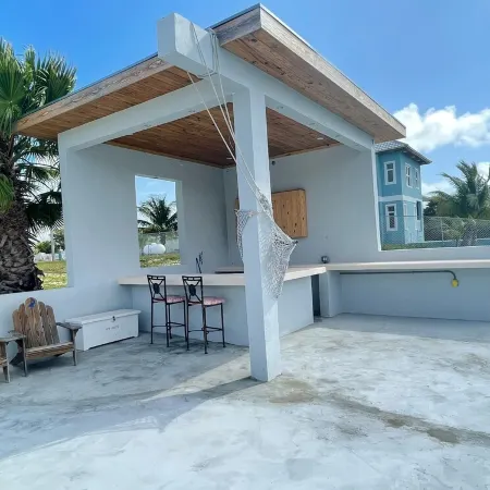 Boaters Waterfront Paradise. Dock included! Now with StarLink Wifi