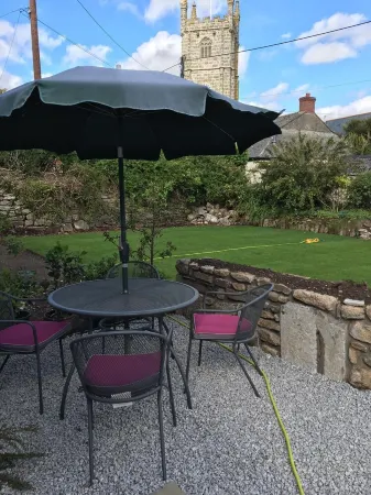 Daphne Cottage, Breage, Near coast,  Porthleven, Praa Sands, Marizion, Helston Отели в г. Хельстон