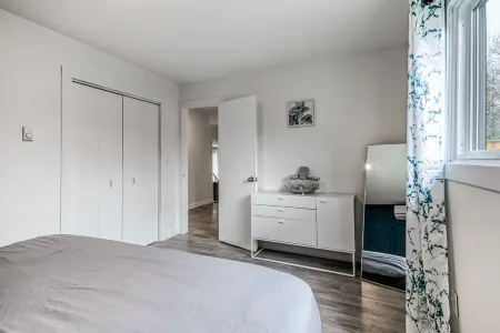 Hot Tub Delight, King Beds & Unforgettable Moments