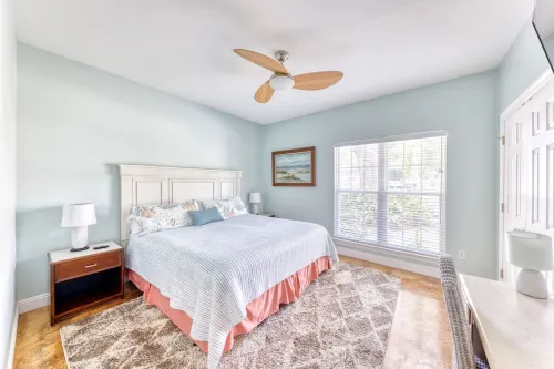 Turtle Cove Cottage Downtown Ocean Springs! Golf Cart Rental Available!!!