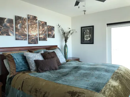 Beach Access!  4 Bedroom 3 Bath Modern Beach Home