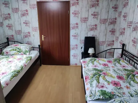 Maisonette in the Voreifel (53909) Отели в г. Цюльпих