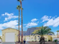 "Lake house w/Mountain views” near River & Casinos Hotels near Arizona Veterans Memorial Inc