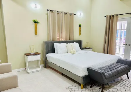 Falcon Oceanviews 4br Penthouse/Free Airport Transport/Security/Gated