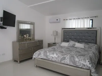 Villa Blanc $$ Last Minute Deal No Deposit/Cleaning Feesinverter Backup Hotels near Amber Cove Excursions