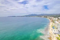 Casa Kaia, Luxury Boho-chic 2BD 2BA Ocean View Condo, Pool, Pets OK, ZONA DORADA