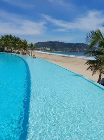 We Invite You To Enjoy Our Private Heaven At BVG Marina Ixtapa