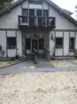 Old World Charm.Minutes to the beach and  Canal Street in New Smryna Beach Hotels near Moreno RV Sales