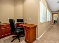 Spacious 4 BR home-Near UC Merced- quit neighborhd