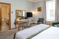 Roganstown Hotel & Country Club Hotel dekat Howth