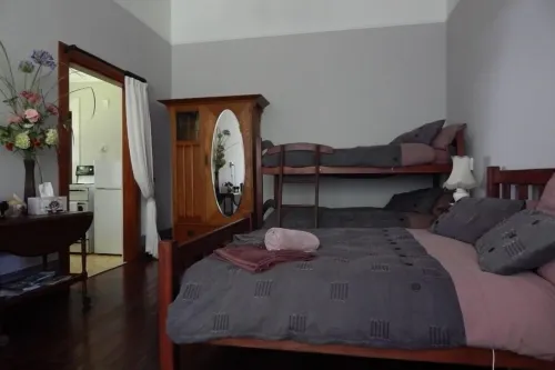 Beautiful old villa apartment in charming setting. - 무료 와이파이