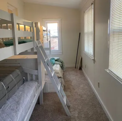 Historic Nauvoo Apartment, family friendly. Hotels in Nauvoo