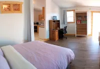 Red Roof Bed & Breakfast