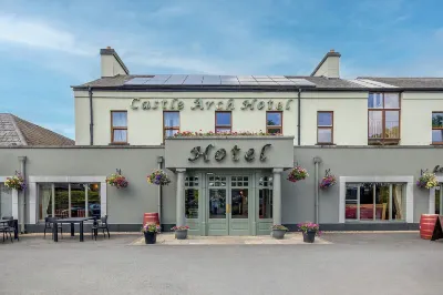 Castle Arch Hotel Hotels near The Lantern