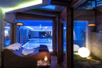 Abinea Dolomiti Romantic Spa - Pools