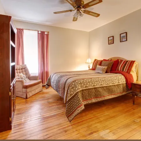 Suites on Main
