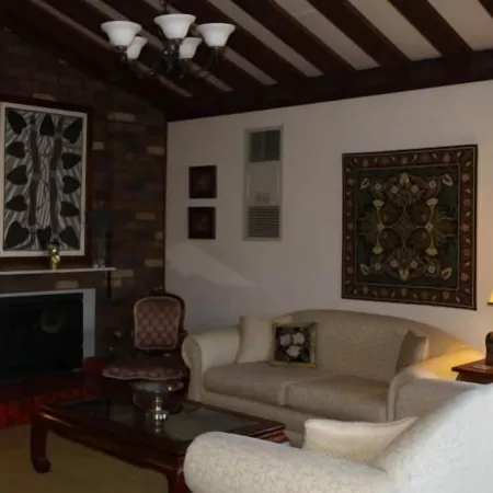Bathurst Heights Bed & Breakfast Hotels in Bathurst