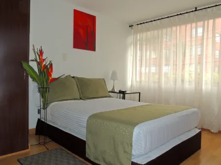 Hotel Portal de Milán