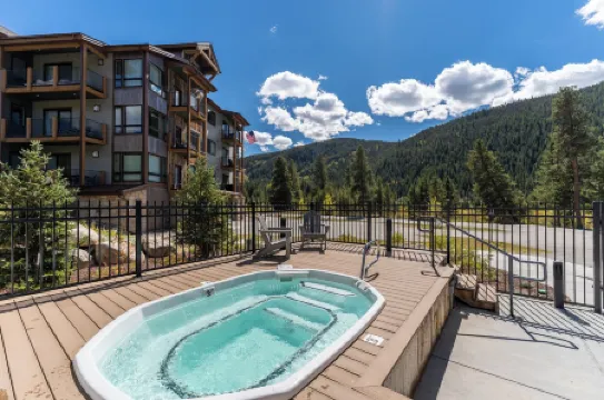Clearwater Lofts #105, Building 1 by Summit County Mountain Retreats