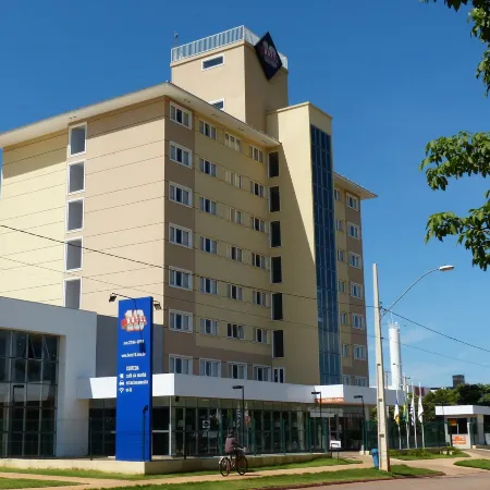 Hotel 10 Palmas