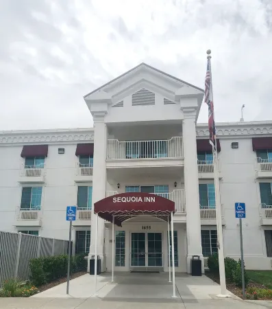 Sequoia Inn Отели в г. Лемор