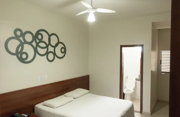 康塔根中央酒店