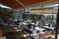 Montenegro Backpackers Home Kotor - 2-Star