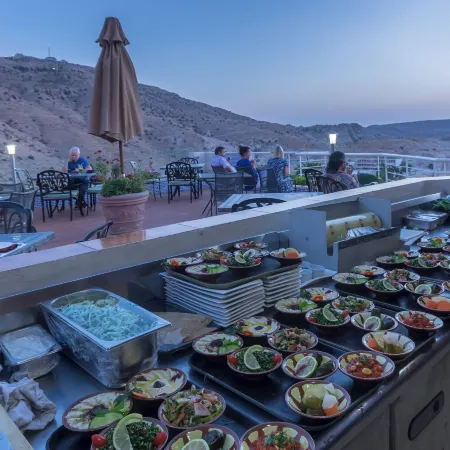 Petra Moon Hotel