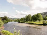 Nant Cottage Hotels in Llanddoged and Maenan