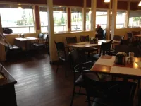 Tumbler Ridge Inn Hotels in Tumbler Ridge