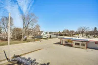 2 Mi to Dtwn: Studio Suite in Sheboygan - Parvekkeita