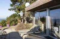 Domaine du Grand Bec Hotels in Cricquebeuf