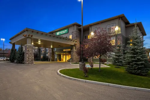 Mountain View Inn & Suites Hotels in Sundre
