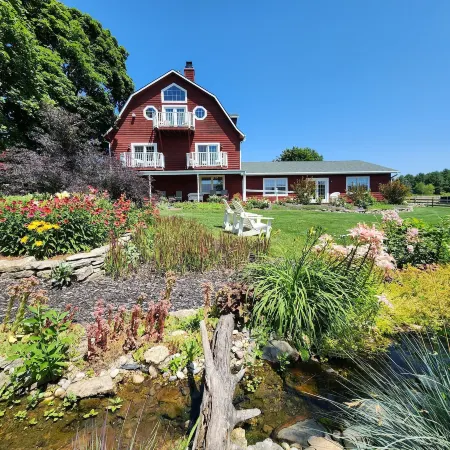 Chanticleer Guest House