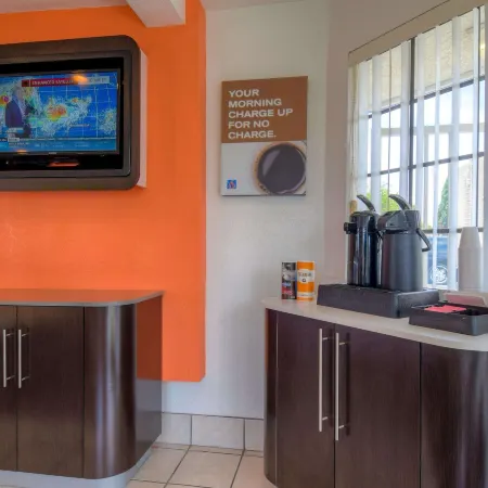 Motel 6-Chula Vista, CA - San Diego