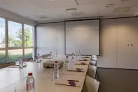 The Originals City, Hôtel des Lys, Dreux 샤또뇌프-엉-띠므헤 호텔