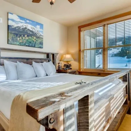 Black Bear Lodge 3 Bedroom Condo in River Run Village