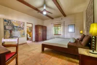 La Veranera Guest House - Homestays
