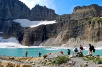 Glacier Guides Lodge