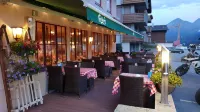 Hotel Mira - breakfast