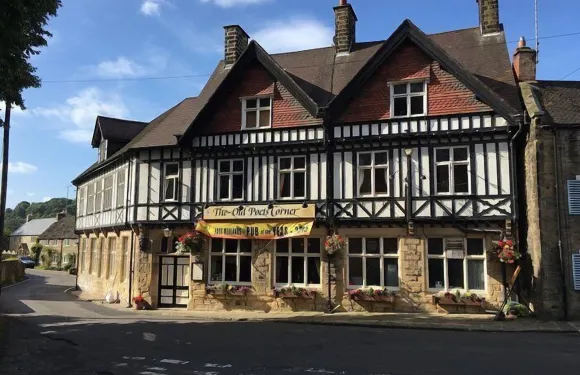 老詩人角落酒店