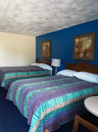 Ponce de Leon Motel Отели в г. Дефьюниак Спрингс