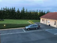 Villa Motel - parking