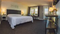 Bearskin Neck Motor Lodge Hotels in Rockport