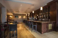 Westgrove Hotel - ที่มีบาร์