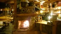 Zajazd BIAŁCZAŃSKI Dom Wypoczynkowy Restauracja Blisko Stoków Narciarskich - bar