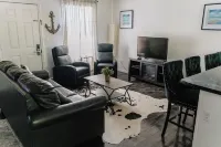 Anchor Inn and Suites