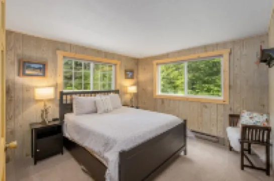 Chiwawa River Chalet 3 Bedroom Home by NW Comfy Cabins by RedAwning