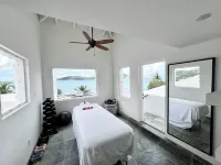 ONE BEACH ROAD; 6 Bedroom, 5 1/2 Bath Beachfront Oasis St Thomas VI